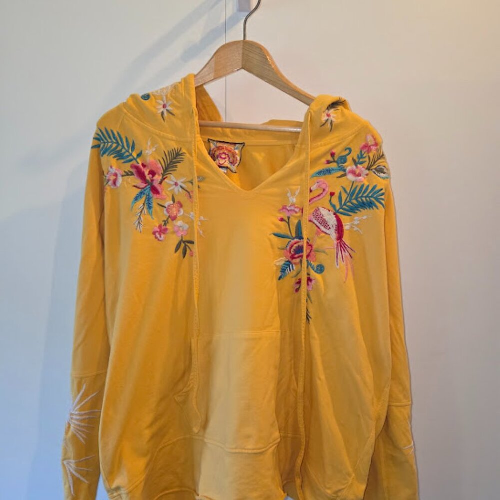 🌸 Johnny Was Isla Thermal Floral Embroidered Sweatshirt 🌸